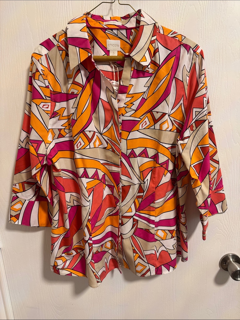 Chicos NWT Geometric Print Pink Orange 3/4 Sleeve Button Down Women's 3 No Iron